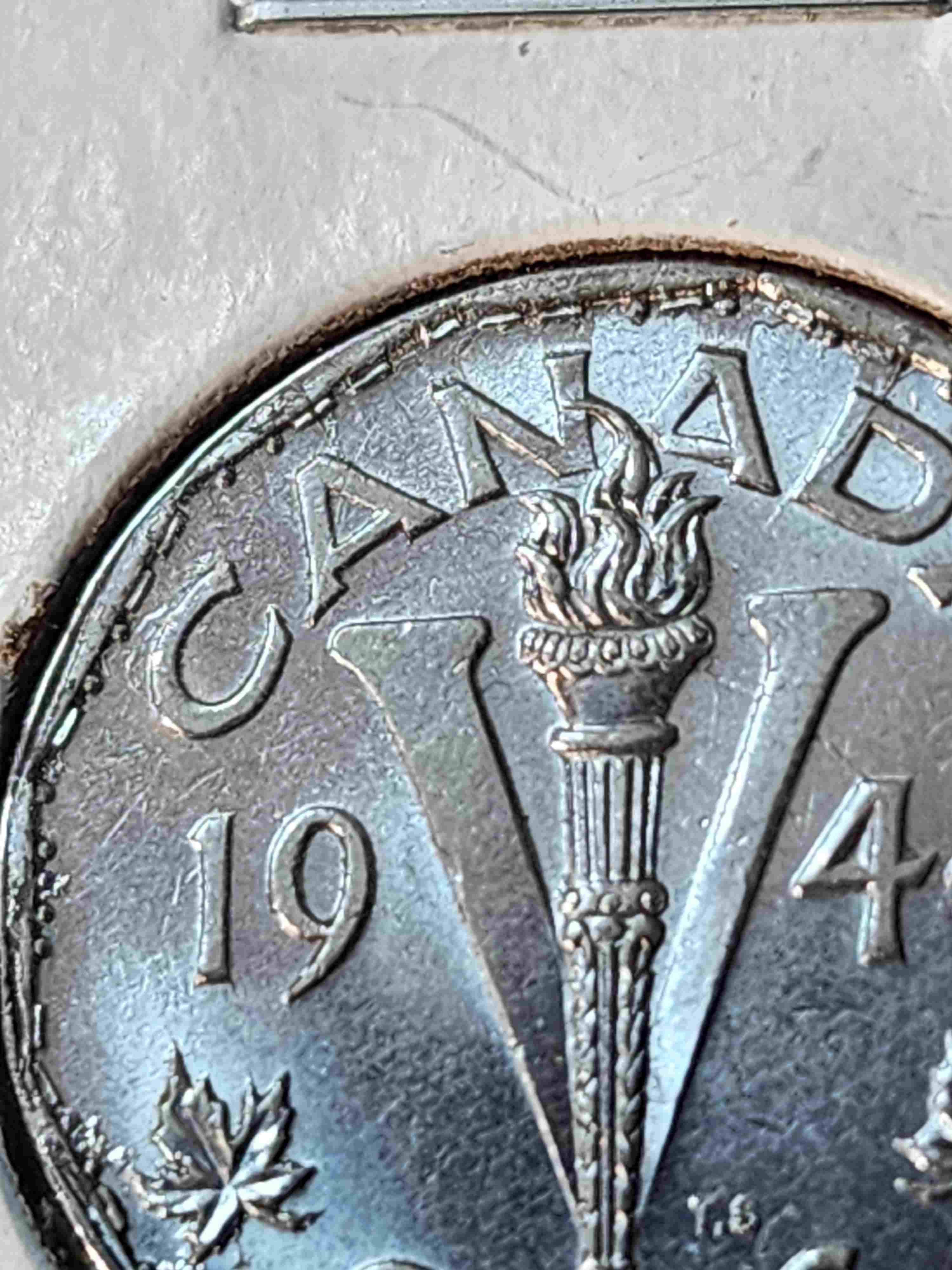 1944-5-Cent-Die-Cracks.
